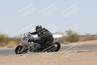 media/Apr-20-2025-CVMA (Sun) [[39090e8767]]/Race 9-Formula LW Twins Shootout/